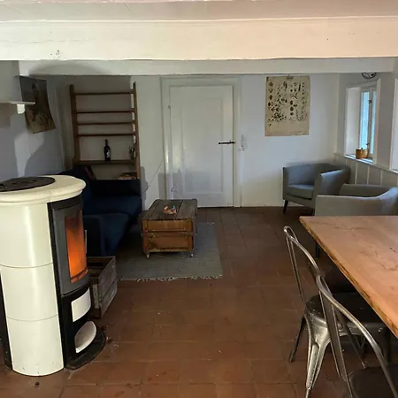 Peace And Nature In A Historic بيت للعطل