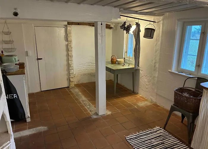 Peace And Nature In A Historic * Højer